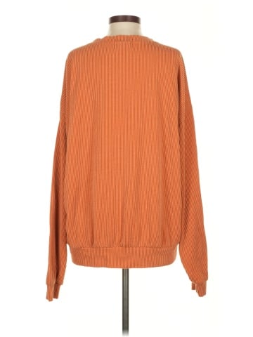 Bucketlist Sweatshirt (view 2)