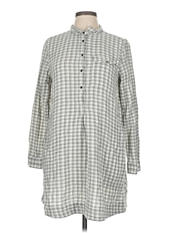 Ann Taylor LOFT Outlet Long Sleeve Button-Down Shirt (view 1)
