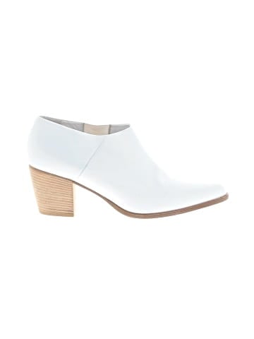 Vince. Ankle Boots (view 1)