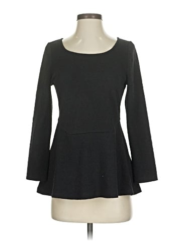 Leifsdottir 3/4 Sleeve Top (view 1)