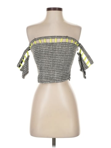 Lulumari Short Sleeve Blouse (view 1)
