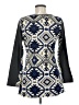 Coco & Tashi Blue 3/4 Sleeve Top Size M - photo 2