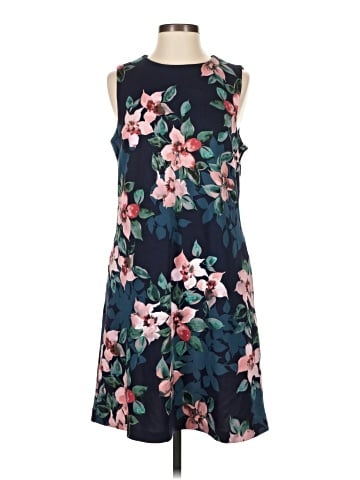 Donna Morgan Casual Dress (view 1)