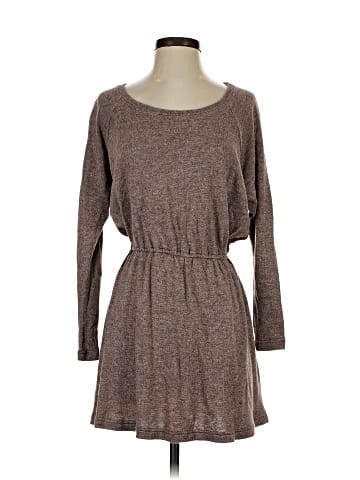 Funktional Casual Dress (view 1)