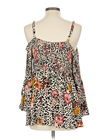 Torrid 3/4 Sleeve Blouse (view 2)
