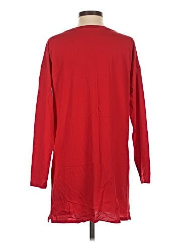Victoria's Secret Long Sleeve T-Shirt (view 2)