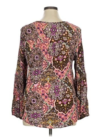 Weekend Suzanne Betro Long Sleeve Blouse (view 2)