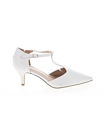 Unbranded Flats (view 1)