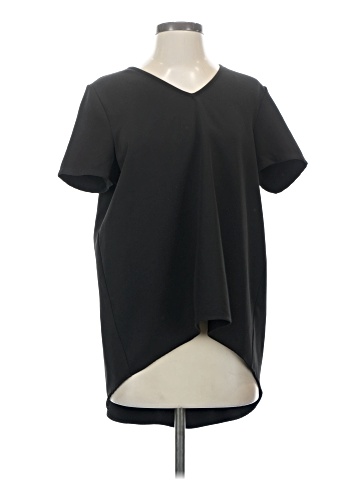 Romeo & Juliet Couture Short Sleeve Top (view 1)