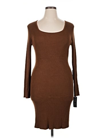 Donna Morgan Casual Dress (view 1)