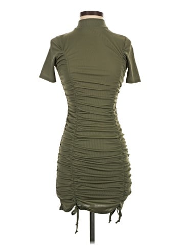 I SAW IT FIRST. Cocktail Dress (view 1)