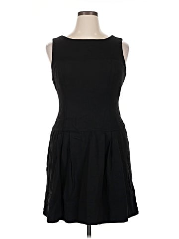 White House Black Market Cocktail Dress (view 1)