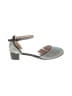 Badgley Mischka Paisley Silver Heels Size 6 - photo 1