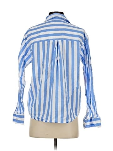 Maurices Long Sleeve Button-Down Shirt (view 2)