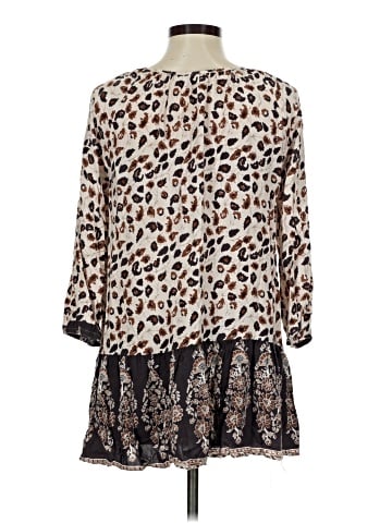 Hayden 3/4 Sleeve Blouse (view 2)
