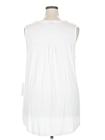 ModCloth Sleeveless Blouse (view 2)