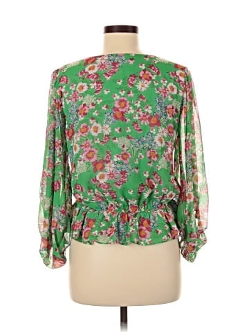 Sugar Lips 3/4 Sleeve Blouse (view 2)