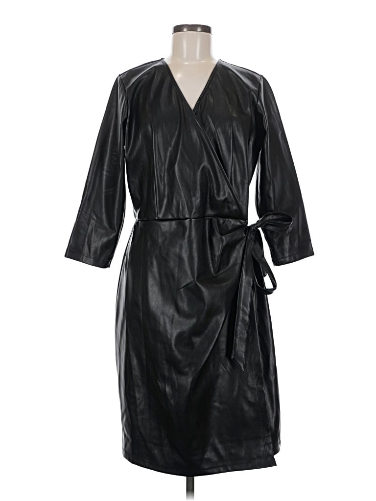 Pre-owned Susan Graver Trenchcoat In Black