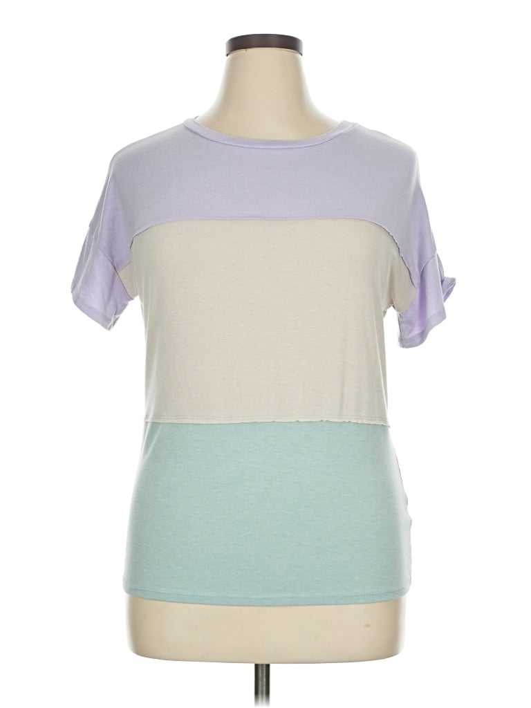 Pre-owned Geegee Short Sleeve T-shirt In Purple