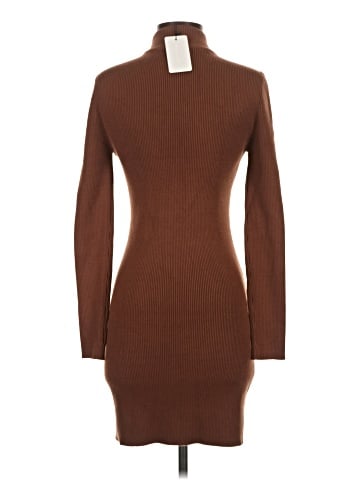 Line & Dot Casual Dress (view 2)