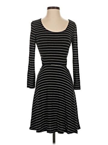 American Eagle Outfitters Casual Dress (view 1)