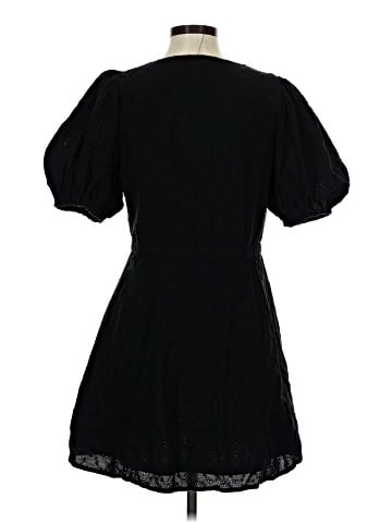 H&M Casual Dress (view 2)