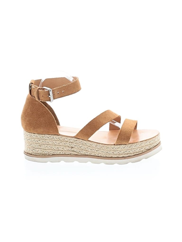 Pre-owned Dolce Vita Wedges In Brown