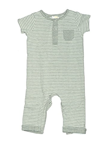 Bloomies Baby Short Sleeve Outfit (view 1)