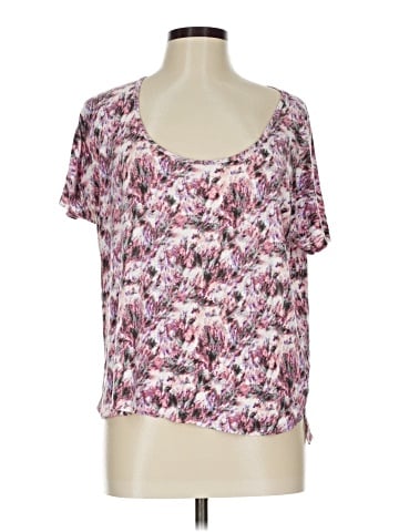 Hi-Line Short Sleeve T-Shirt (view 1)
