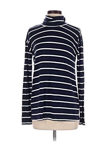 A Pea in the Pod Long Sleeve Top (view 1)