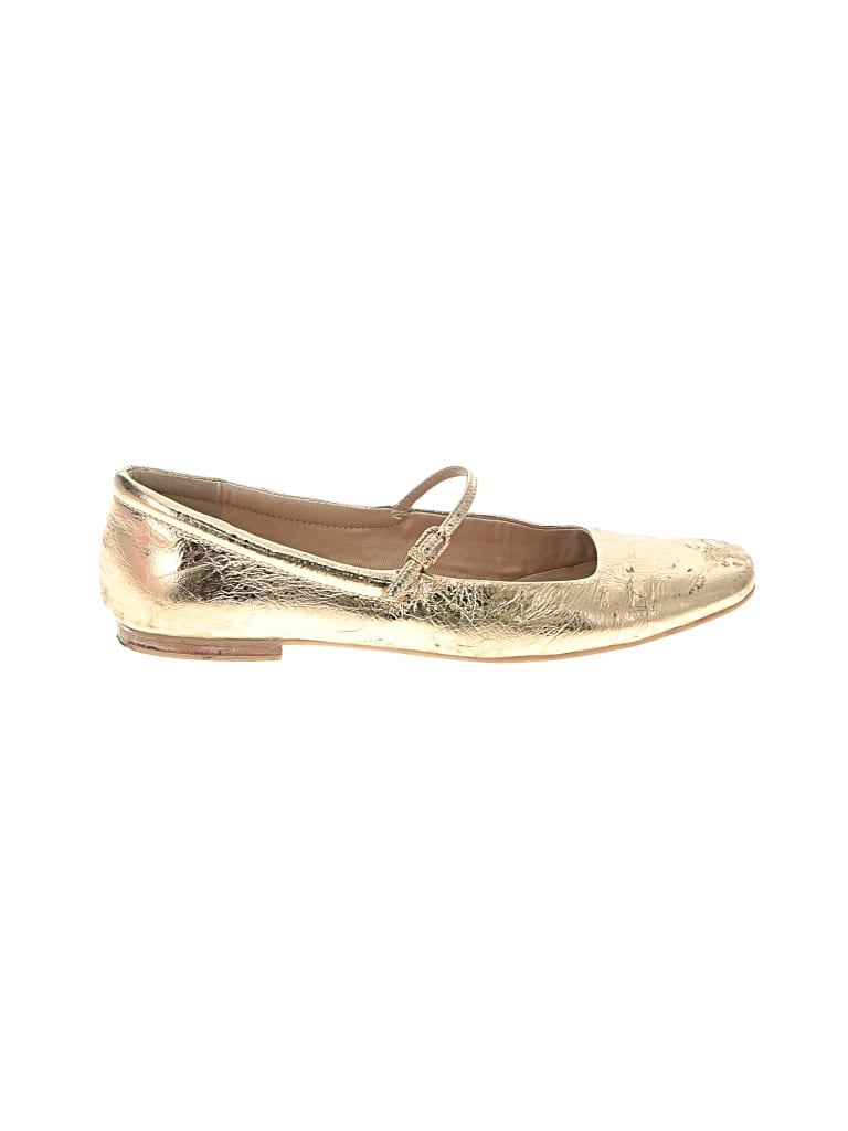 Pre-owned Dolce Vita Flats In Gold