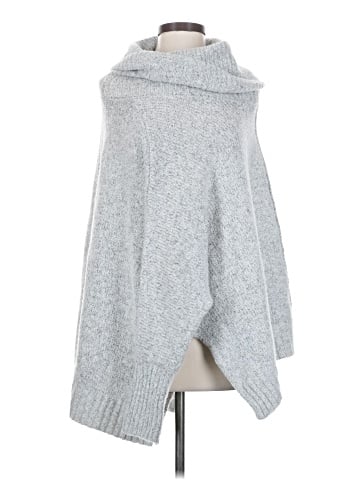 Kaisely Poncho (view 1)