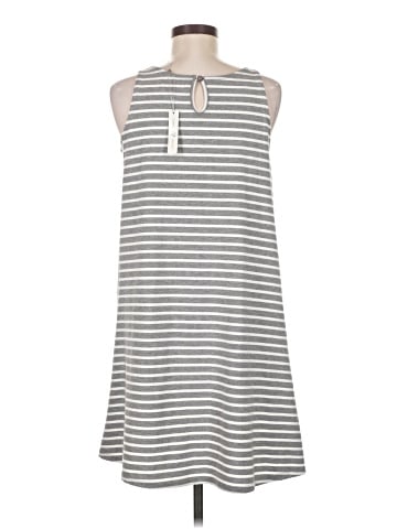 Thyme and Honey Casual Dress (view 2)