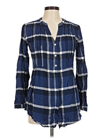 Holding Horses 3/4 Sleeve Button-Down Shirt (view 1)