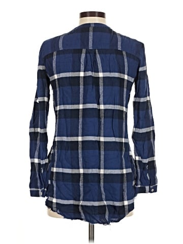 Holding Horses 3/4 Sleeve Button-Down Shirt (view 2)