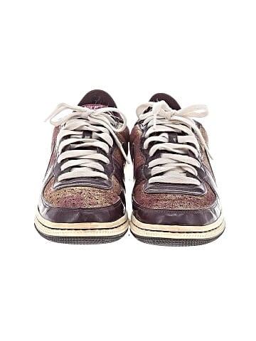 Nike Sneakers (view 2)