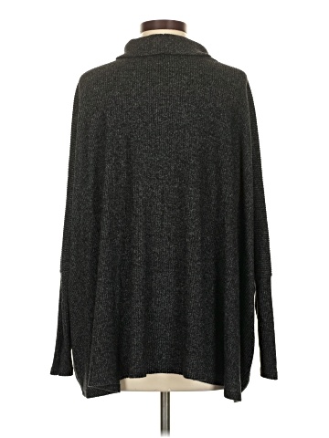 Self Contrast Turtleneck Sweater (view 2)