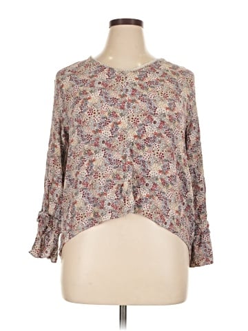 Everleigh 3/4 Sleeve Blouse (view 1)