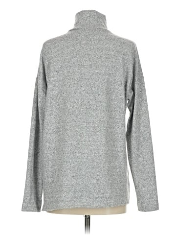Uniqlo Turtleneck Sweater (view 2)