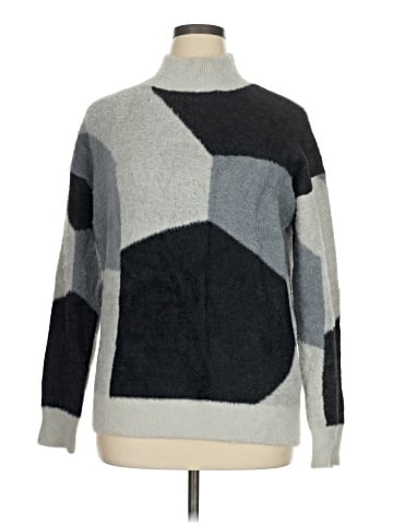 Michelle Nicole Pullover Sweater (view 1)