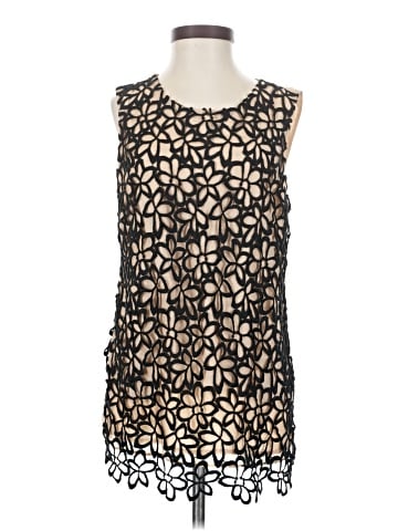 Neiman Marcus Sleeveless T-Shirt (view 1)