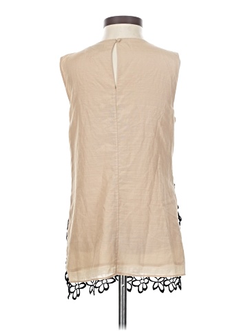 Neiman Marcus Sleeveless T-Shirt (view 2)