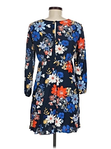 Old Navy Casual Dress (view 2)