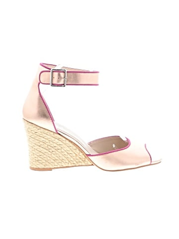 Liendo Wedges (view 1)