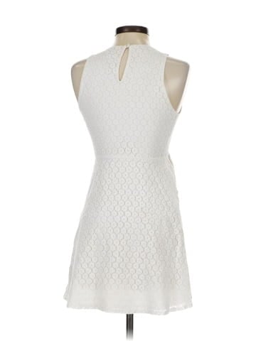 Abercrombie & Fitch Casual Dress (view 2)