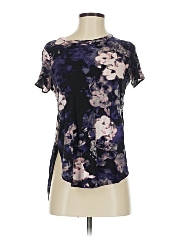 Wilfred Short Sleeve T-Shirt (view 1)