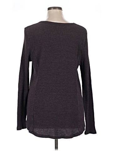 t.la Long Sleeve T-Shirt (view 2)