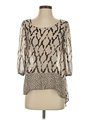Moon Collection 3/4 Sleeve Blouse (view 1)
