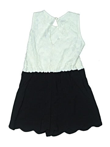 Monteau Girl Short Sleeve Outfit (view 2)