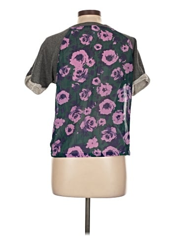 Xhilaration Short Sleeve Top (view 2)
